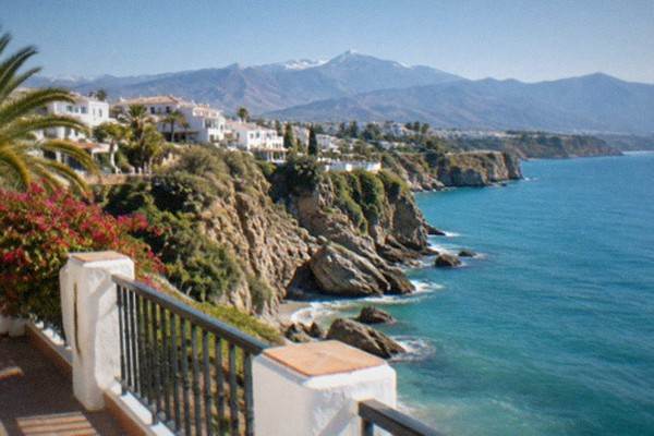 Nerja & Frigiliana, Max 8, Granada